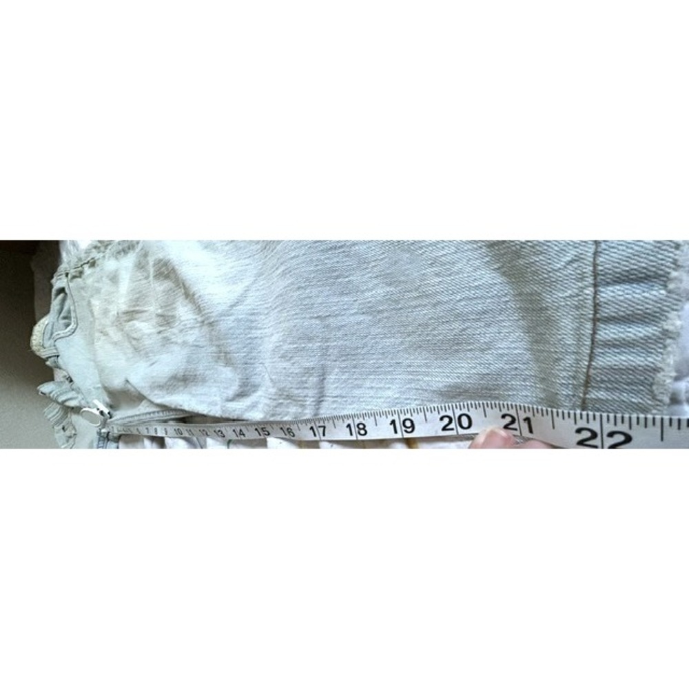 Vintage Y2K Bongo Capri Jeans Juniors 13 Low Rise Light Wash Denim Let me b Line - Picture 6 of 12
